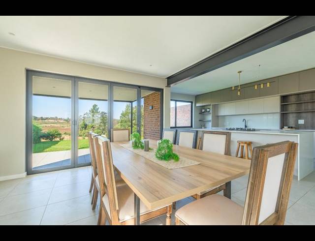3 BEDROOM TOWNHOUSE FOR SALE IN LEONARD